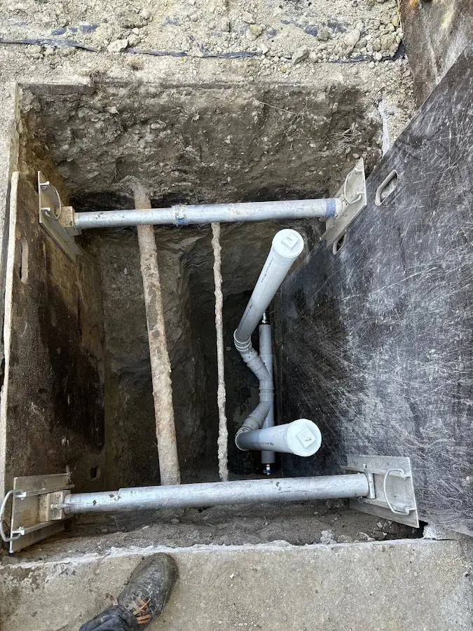 Experienced plumber completing Drain Cleaning work in Sandpoint
